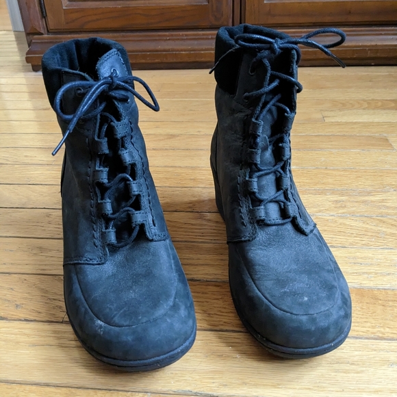 Keen lace up wedge booties - Picture 2 of 5